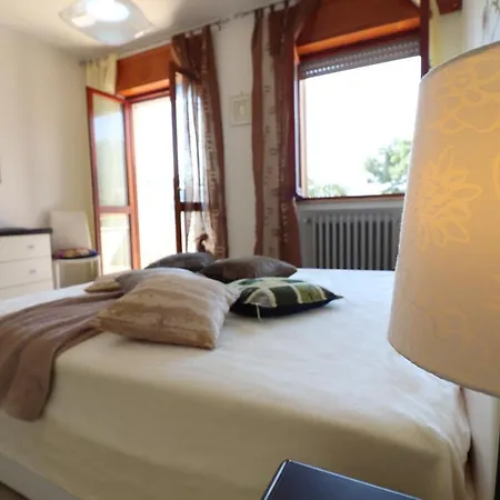Casa Antonella A 6 Posti *