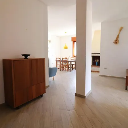 Casa Antonella A 6 Posti *